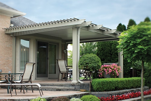 The Best Patio Enclosures for Dayton, OH, Homeowners