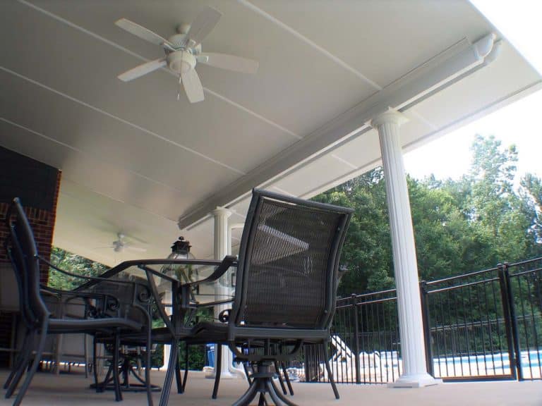 Restaurant Patio Covers Are Ideal for Baton Rouge, LA, Establishments