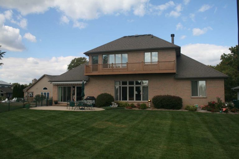 A Patio Cover by TEMO Lets You Enjoy the Great New Bern, NC, Outdoors